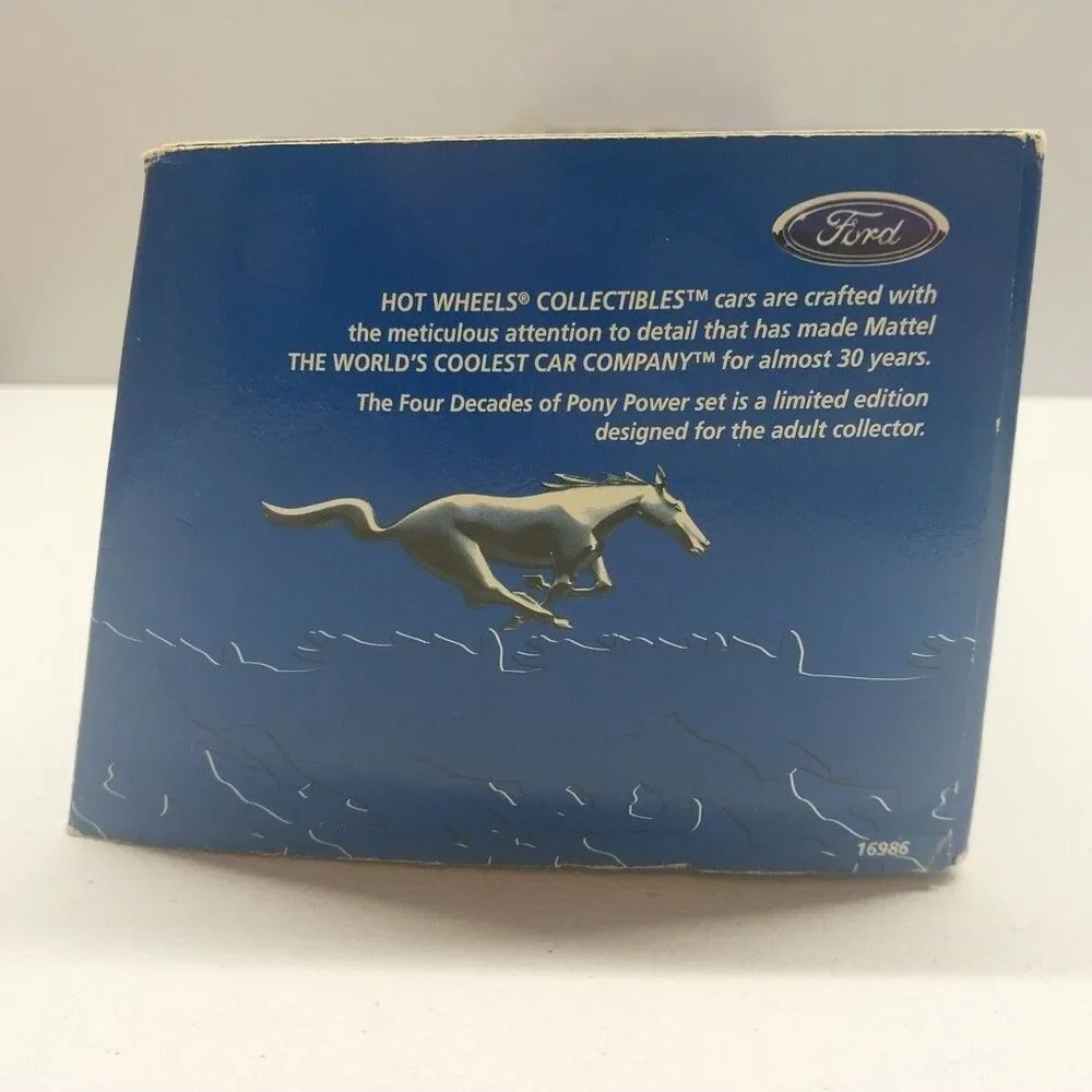 Hot Wheels Ford Four Decades of Pony Power Mustang 3 Car Gift Set Diecast 1:64